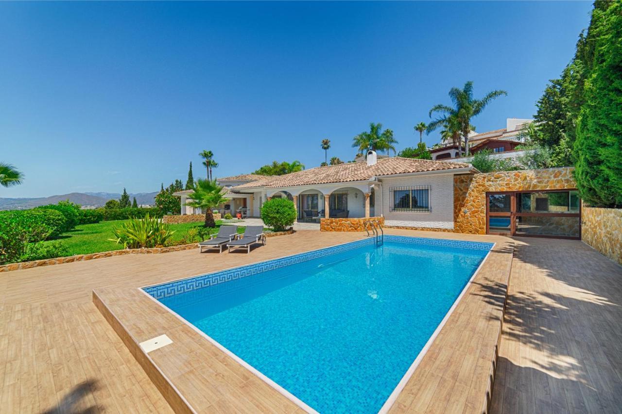Villa Mimosa Sleeps 8 With Heated Pool Santa Fe de los Boliches Zewnętrze zdjęcie